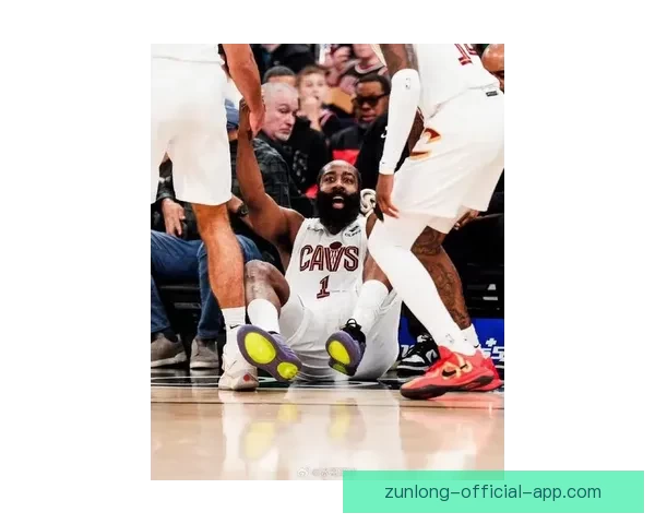 哈登轰36+9带领76人逆转公牛骑士双杀公牛米切尔缺阵失利